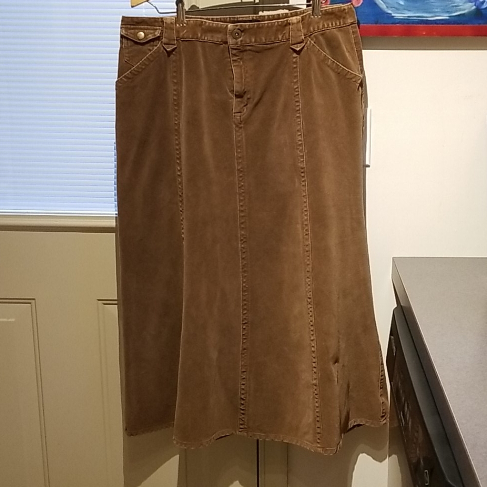 Skirt